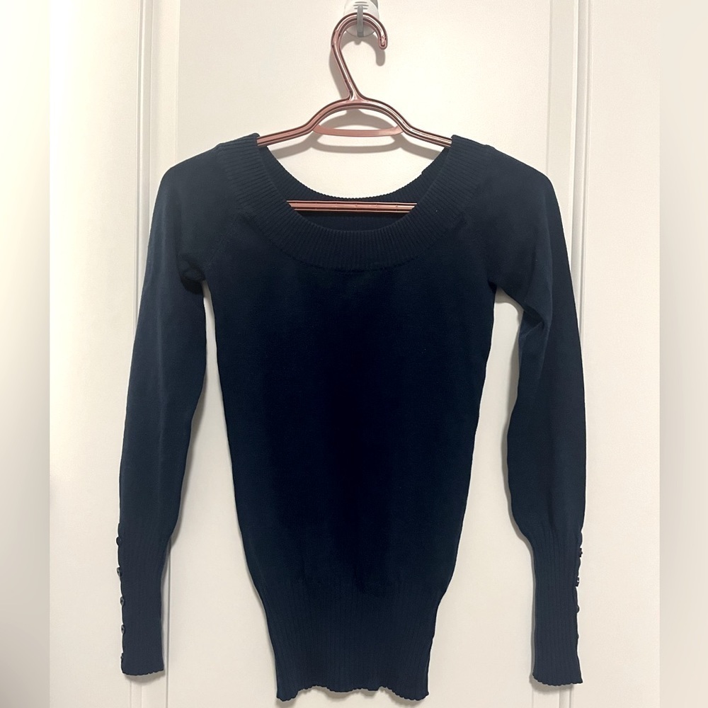 Streetwear Society: Scoop-Neck  Sweater